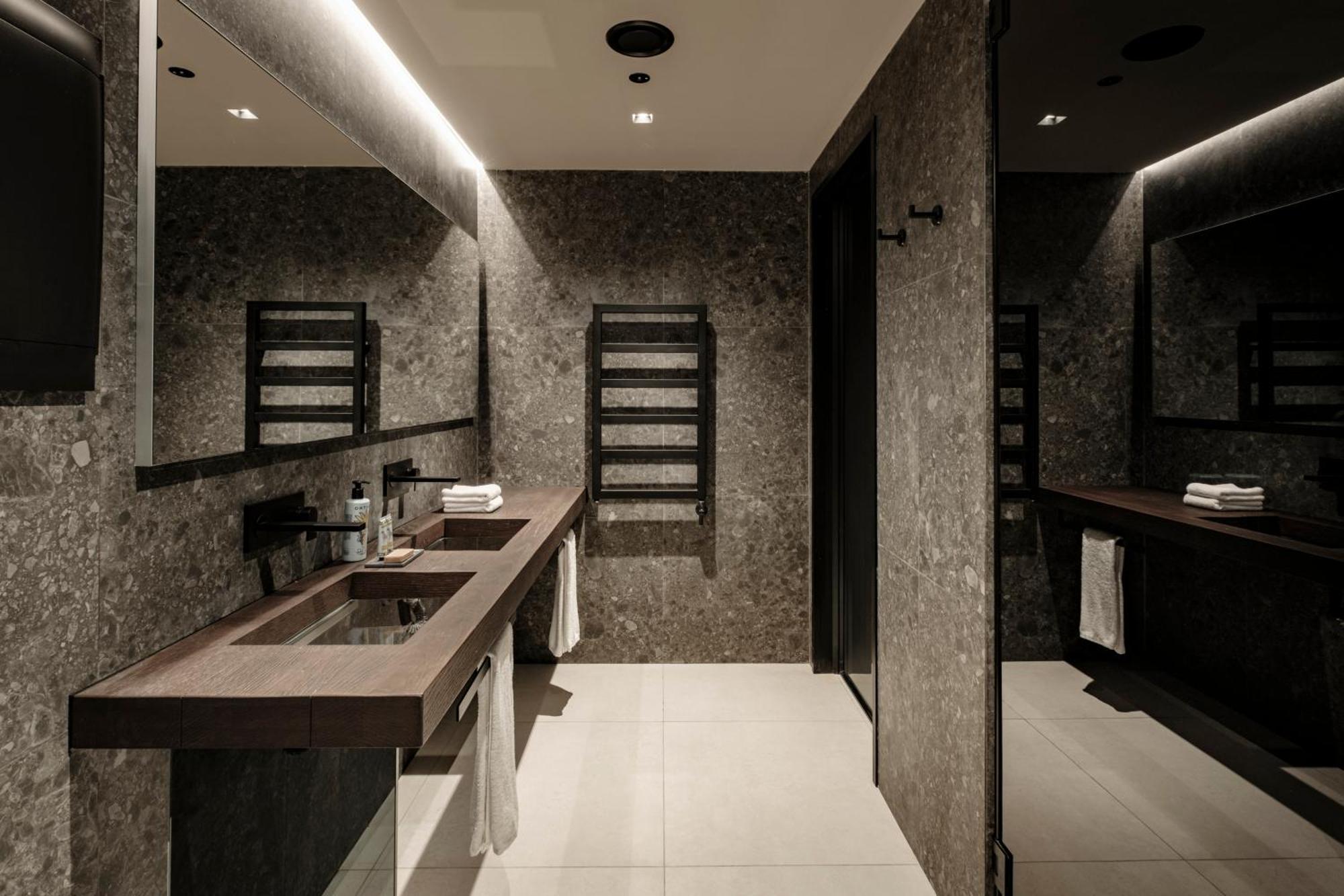 Fitch Hotel Saint Julian's 外观 照片